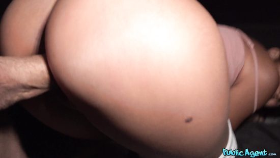 Asian girl fucked outdoors