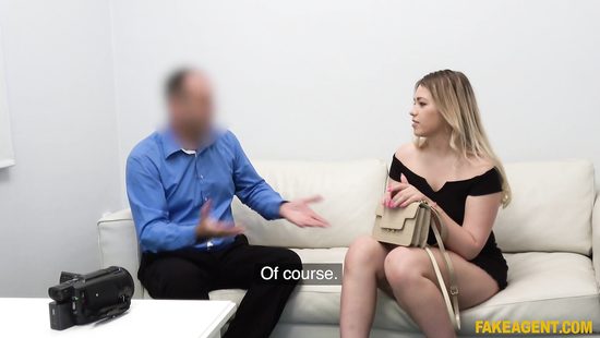 Selvaggia fucked at casting couch