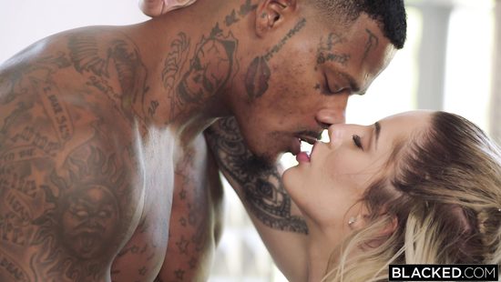 Black stallion destroys Luna Skye