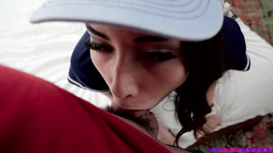 Sporty babe giving terrific blowjob and riding stiff rod