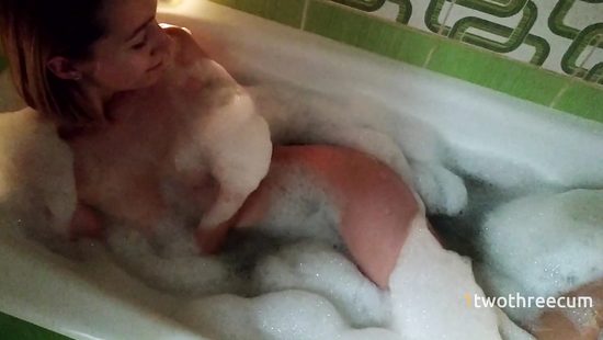 Horny housewife fucked in bathtub