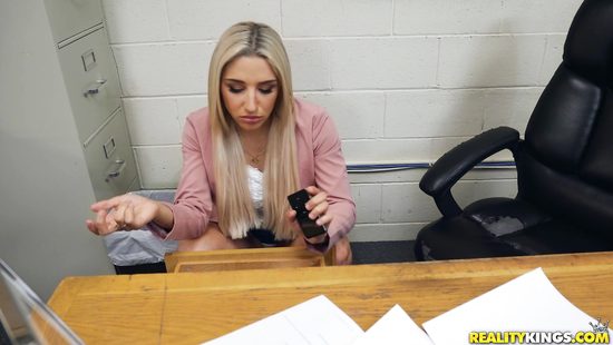 Colleagues caught on company cams fucking in office