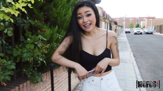 Raunchy teens ravaging each other outdoors