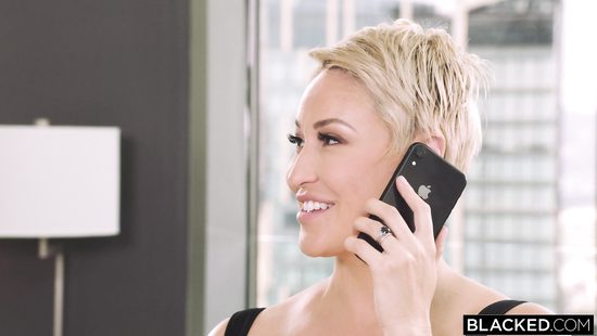 Whore ordered an extra large black cock