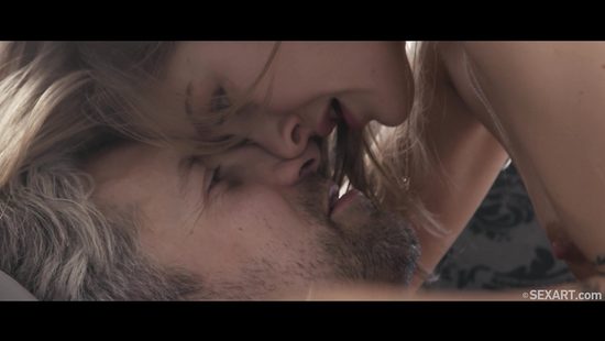 Mature dude gives Tiffany Tatum the best fucking of her life