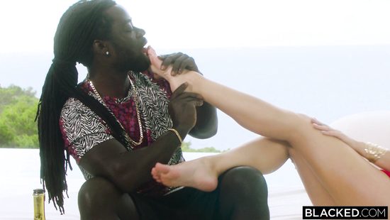 She scored a king-size BBC on vacation