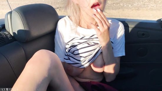 Sucking cock in a convertible