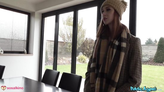 Lenina Crowne with her insane head game