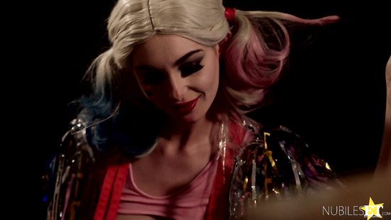 Lacy Lennon has an eye for big sausages