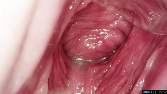 She should have quit when the cock didn't fit in her mouth