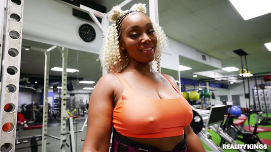 A little after workout fuck with the instructor