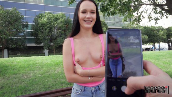 Slim hottie shows off riding dick like a pro