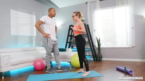 Fine woman blacked in both holes