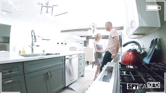 Nude hard sex makes teen blonde lose her mind