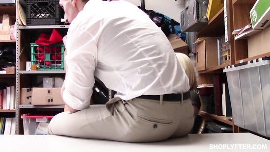 Disappointing teen pays for stuff she sold with her pussy