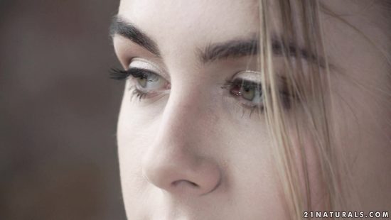 Drilling slutty babe to her senses