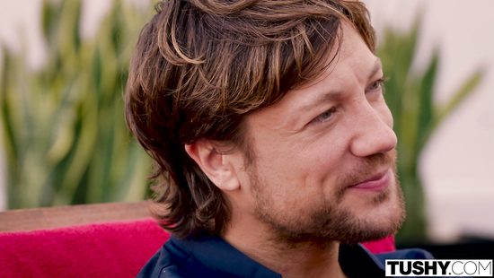 Smutty bimbo rattled by thrilling double penetration