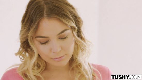 Son of a bitch having a feast of two hot blondes