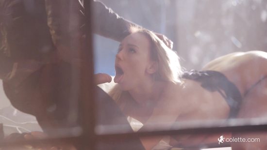 Dude fucking girlfriend's pretty brains out