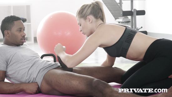 Slut's physical trainer throbbing her with BBC