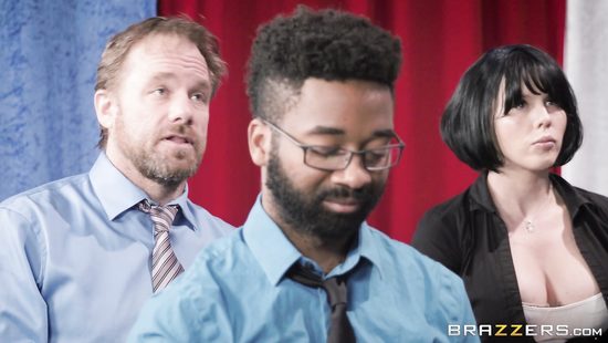 Stud delivers terrific pussylicking and pounding