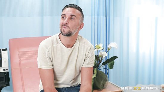 Matching bra and panties, she certainly anticipated sex