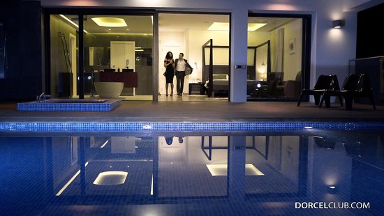 Lustful brunette in a palpitating threesome