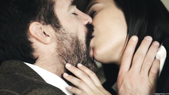 Charles Dera messing up dame's wet pussy