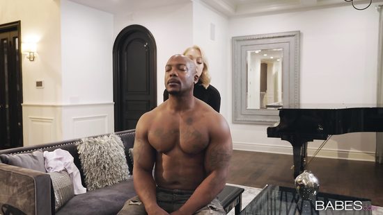 Pretty harlot is okay screwing a giant black cock