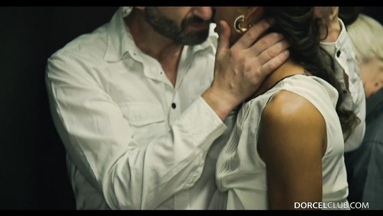 Stud testing chick's tolerance for hardcore sex