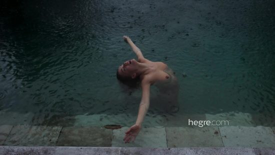 Natalia A reveals her fine curves