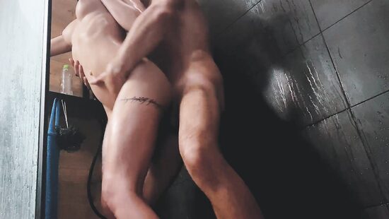 Deep inches in her soaped cunt