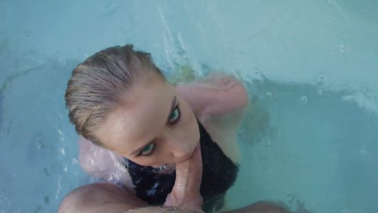 Outdoor pool sex with a premium blonde
