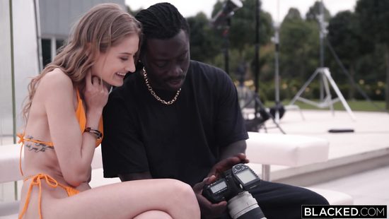 Teen slut rides BBC in excellent outdoor