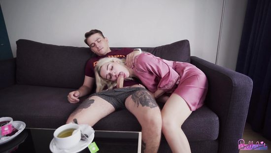 Russian girlfriend pleases her horny bud