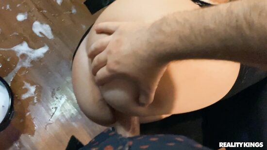 Hot handjob and oral sex in POV