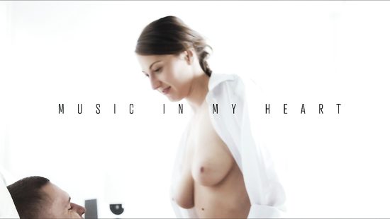 Girlfriend likes cunni and reverse riding