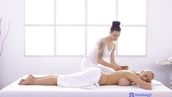 Oiled-up MILFs eat and finger snatches