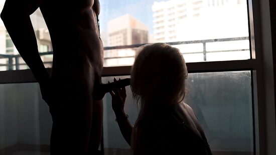 Fucking a girlfriend on the balcony