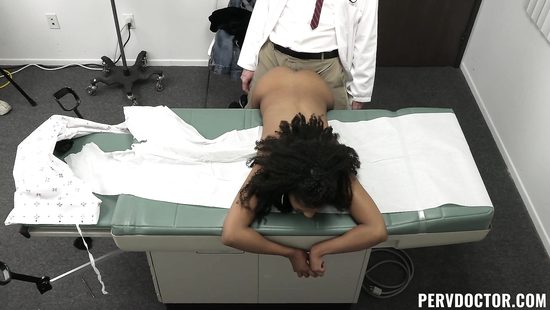 Doctof fucks his female ebony patient