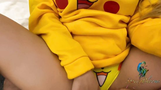 She just pulled panties aside