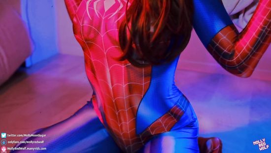 Cosplay girl gets big pecker