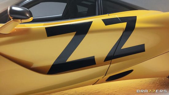 Super blonde fucked in ass