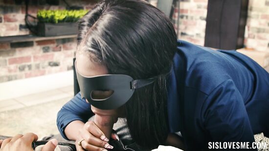 Ebony cutie loves sucking dick