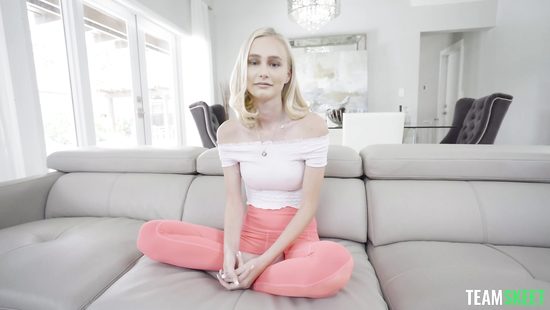 Petite blonde gives some booty