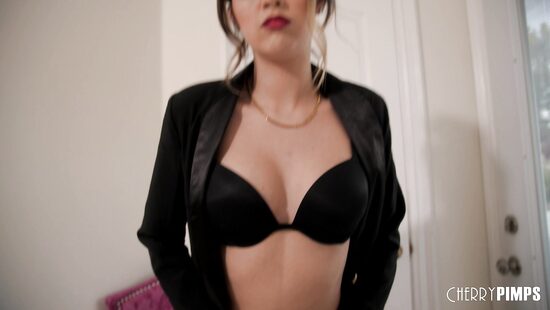 Kylie Rocket strips and masturbates