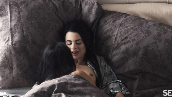 Ravishing girls in lesbian scene