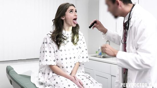 Doctor fucks chick after checkup
