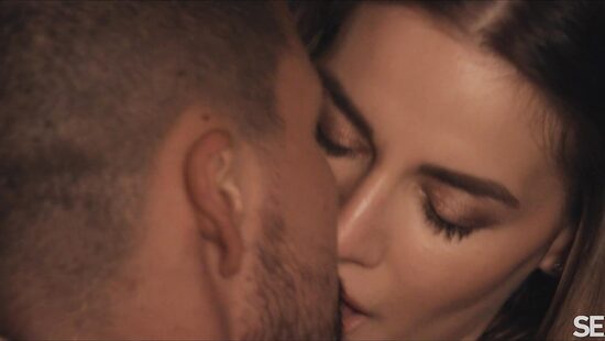 Blonde gets fucked in club