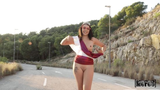 Prom queen fucks outdoors